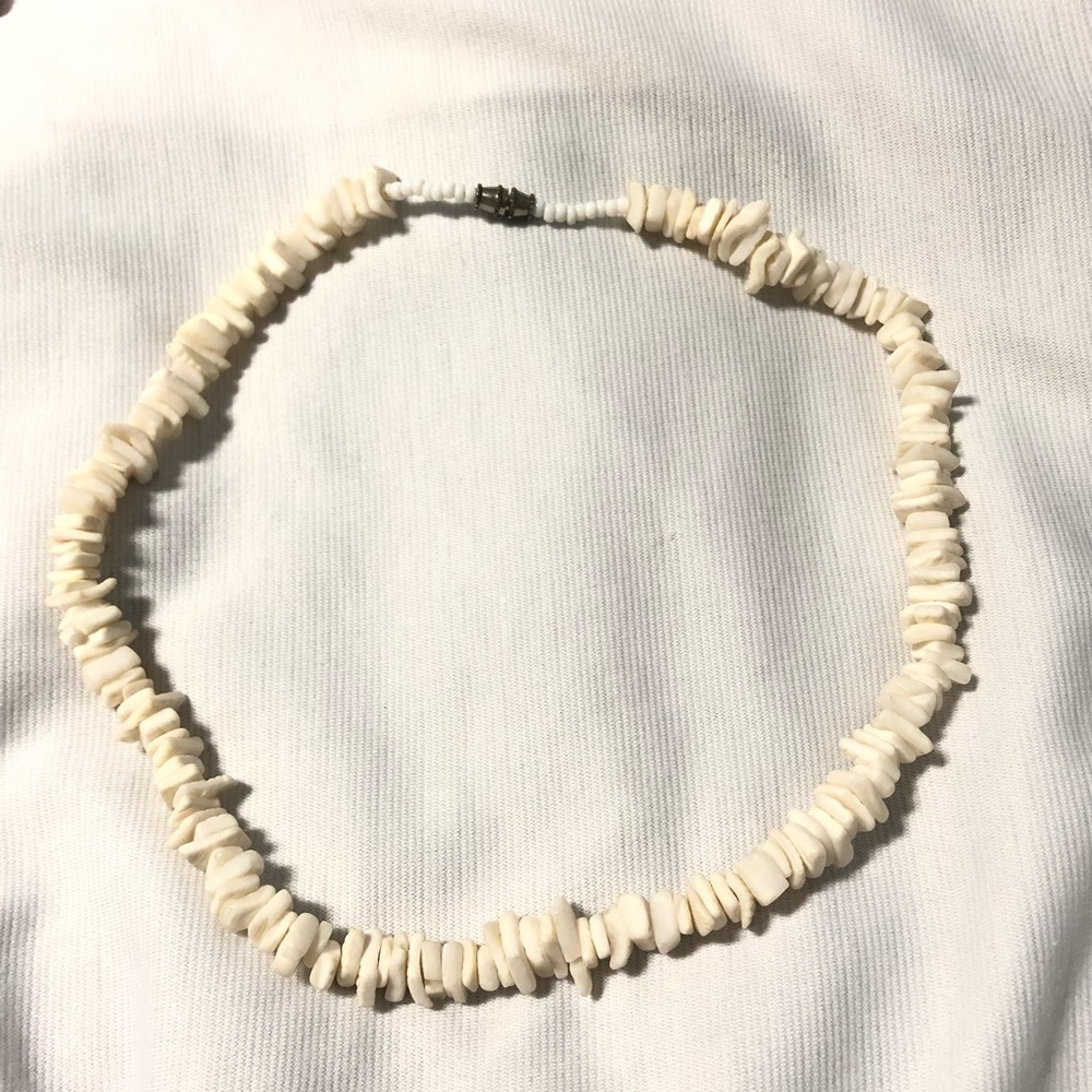 Shell Choker Style Necklace
